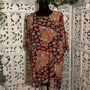 LULAROE LIVELY BLACK WITH MULTICOLOR FLOWERS & PATTERN SHOURT SLEEVE TUNIC TOP